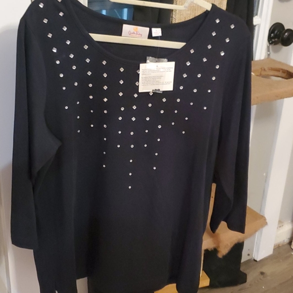 NWT Quaker Factory blouse with diamond gemstones - Picture 8 of 9